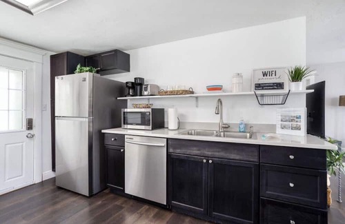 Varnum Park House | Romantic Cottage