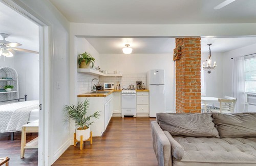 Central Oklahoma City Cottage | Heart of OKC Plaza District: Duplex Near Shops!