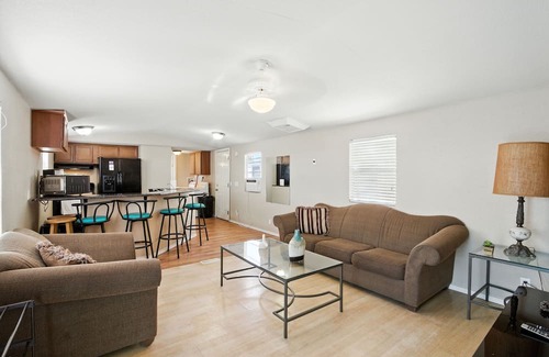 Mesilla Park House | Desert Haven Cozy 2-Bedroom Mobile Home Near NMSU 2 Home