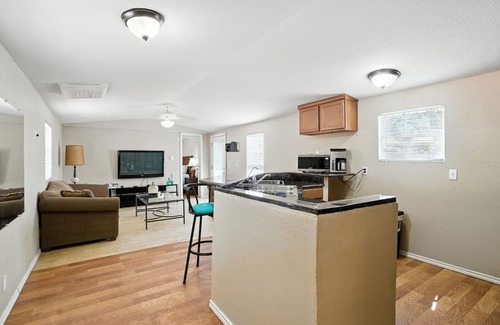 Mesilla Park House | Desert Haven Cozy 2-Bedroom Mobile Home Near NMSU 2 Home