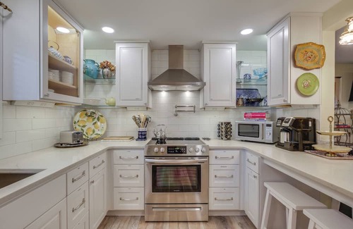 Cottage Grove Cottage | Hot Tub & Fenced Yard: Cozy Cottage Grove Home