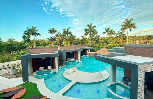 St. Ann's Bay Villa | Opulenz DraxHall