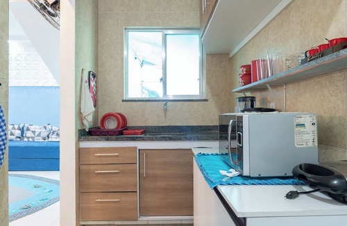 Rio das Ostras Apartment | Apto com Wi-fi a 950m da Praia da Tartaruga