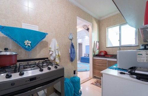 Rio das Ostras Apartment | Apto com Wi-fi a 950m da Praia da Tartaruga