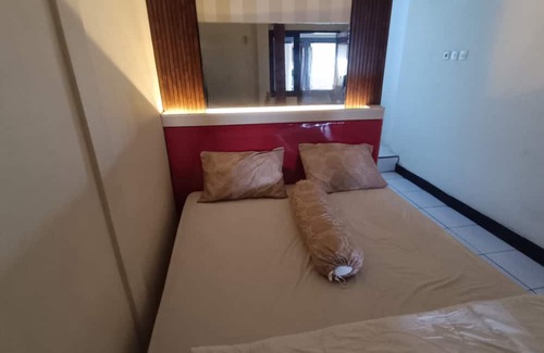Tembalang Hotel | OYO 94700 Kd House