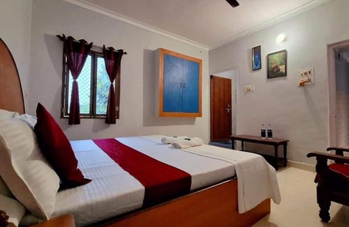 Sarnath Bed & Breakfast | Mohit Paying Guest house