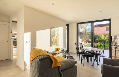 Parilly Apartment | Dify Stoppa - Parilly