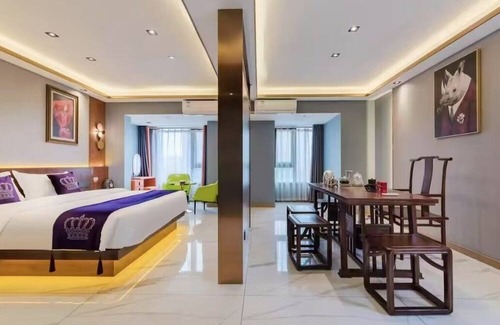 Zhongyuan District Hotel | Yuanmeng international hotel