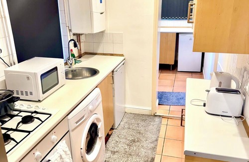 Welford Apartment | Premium COZZY Apartments near premium restaurants for different nationalities