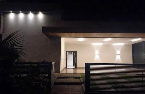 Rifaina House | House in luxury condominium with 2km of river in Rifaina accommodates 14 people