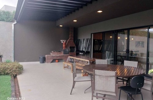 Rifaina House | House in luxury condominium with 2km of river in Rifaina accommodates 14 people