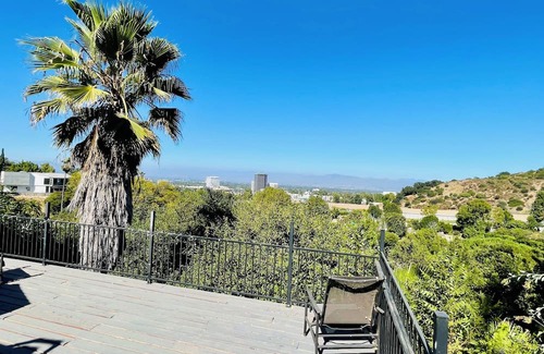 Sherman Oaks Apartment | BedRoom Rental Females Estate Home View Pool Un/Furnished Short/Long