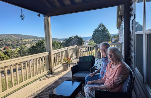 Alto House | Remote 3-bedroom home very close to skiing, dining, and shopping in Ruidoso, NM