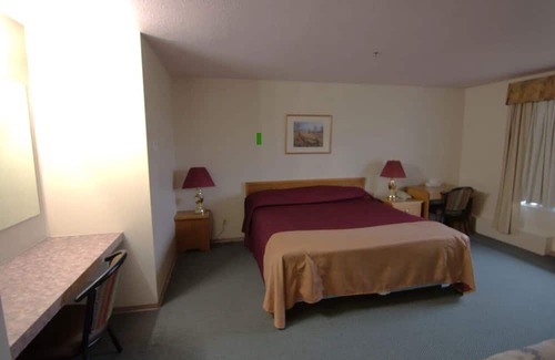 Killam Hotel | Western Budget Plus Killam Krossing