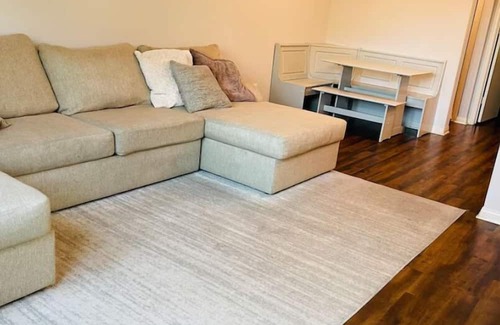 Van Nuys Apartment | Cozy 3-Bedroom Home with Private Baths – Fully Furnished and Ready for You!
