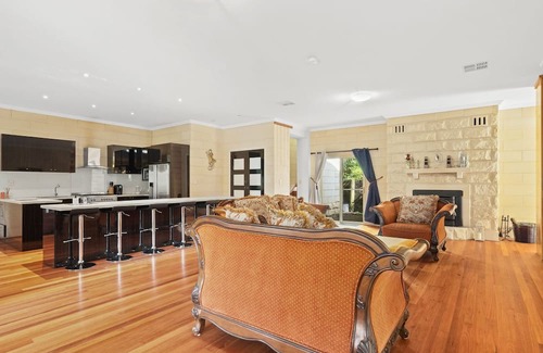 Central Coast House | Castle in the Meadow