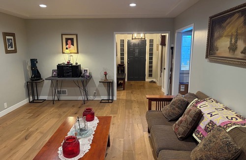 Pasadena House | Charming 3-bedroom house in delightful Pasadena with Pool, Patio, WiFi, AC…