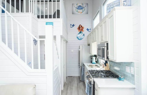 Parker Strip House | The Tipsy Mermaid Sum