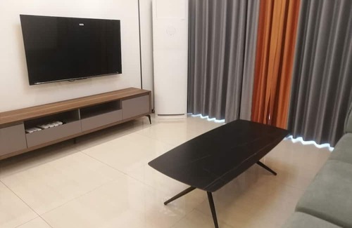 Hong Kong Apartment | Large, cozy and comfortable two-bedroom apartment