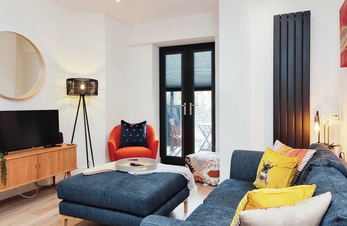 Barnt Green Apartment | Solihull Modern Living - 1 Bed Apartment