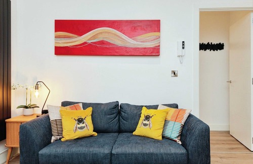 Barnt Green Apartment | Solihull Modern Living - 1 Bed Apartment