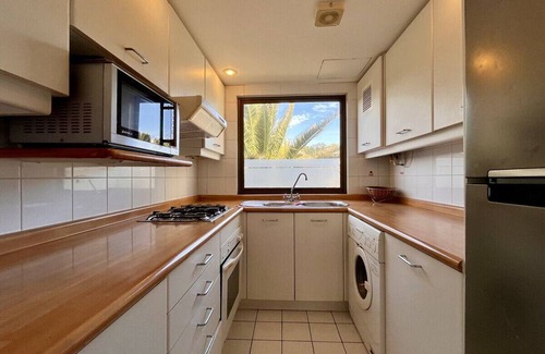 Algarrobo Apartment | Modern San Alfonso del Mar | BBQ Parking Pool Wifi