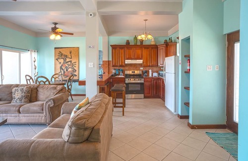 San Pedro Apartment | Charming lakefront apartment with stunning views