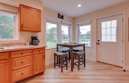 Bay City Apartment | Riverfront Getaway 4 Mi to Downtown Bay City!
