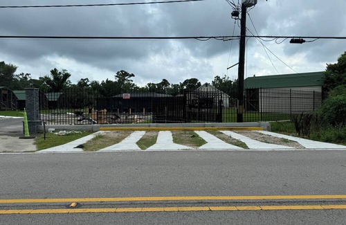 Crown Point Cabin | Cozy cabin with WiFi and AC in charming Marrero Cabin 7