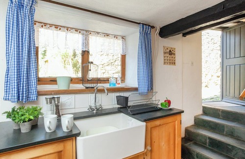 Chittlehampton Cottage | 3 bedroom accommodation in Chittlehampton, near Umberleigh