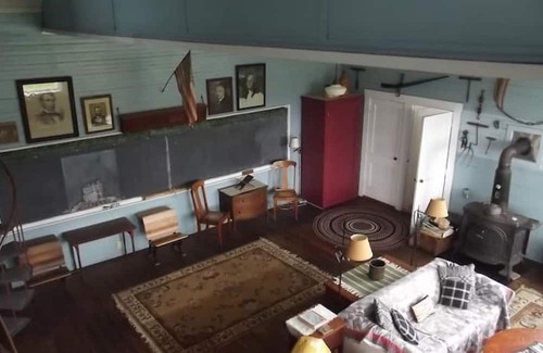 Craftsbury House | Ann’s Schoolhouse in beautiful Vermont
