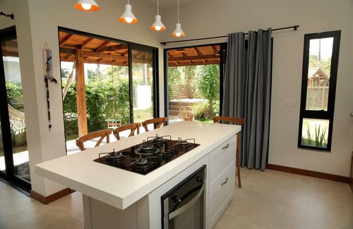 Praia do Rosa House | Refúgio da Ibiraquera: Jacuzzi e Vista Especial