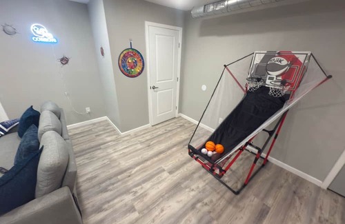 West Arlington Apartment | Texas Cowboy’s & Ranger’s Unit