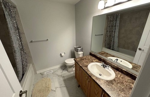 Ottawa Division Resort | Beautiful 3 bedroom 2.5 bath Townhouse