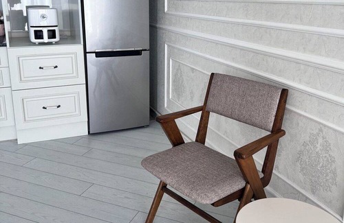 Nasimi Apartment | CHEE LUXEnCharming Urban Oasis: Your Perfect Home Away from Home