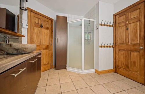 Nominingue Ski Chalet | Autumn retreat for couples