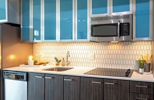 Sobro Apartment | . A breathe taking view of the Gulch. Apartment is located on top of Bar Louis