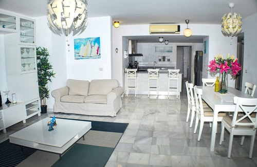 El Soco Apartment | Beachside Golfers Getaway Newly Renovated Apartment