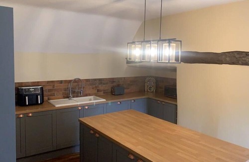 Dukeries Mill Apartment | Welcoming retreat in Walesby