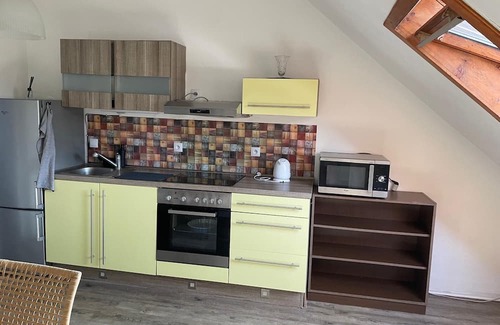 Dolni Chabry Apartment | Cozy 1-bedroom apartment in Prague with tranquil backyard
