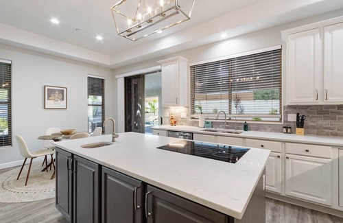 North Scottsdale House | Scottsdale Pinnacle Peak Estate- Private Pool, Putting Green, Pickleball + More!