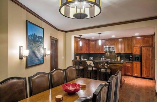 Aspen Condo | Aspen Highlands CO | Ritz Carlton Residence Club | 2 Bedroom