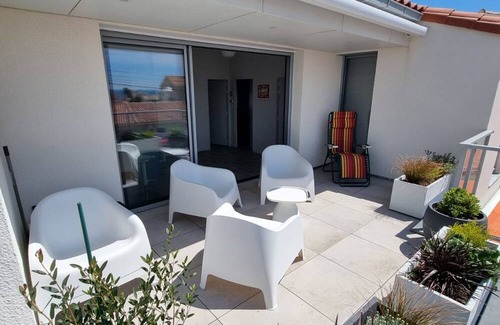 La Chaume Apartment | Apartment Les Sables-d'Olonne, 2 bedrooms, 4 persons