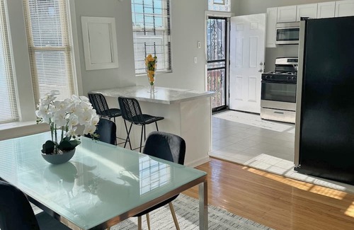Greater Grand Crossing Apartment | Modern East Woodlawn Apartment!