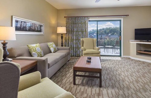 Sevierville Condo | Spacious 3BR Deluxe Vacay at Club Wyndham Smoky Mountainsn
