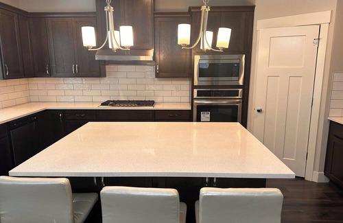 Wilkes East House | Spacious 5-bedroom house in perfect Portland with AC, WiFi, washer and dryer.