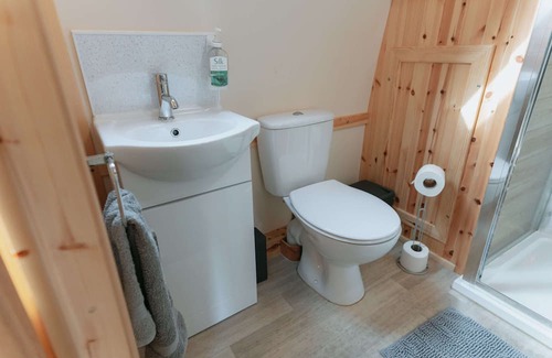 Weston Cabin | Cosy Rural Cabin With Hot Tub