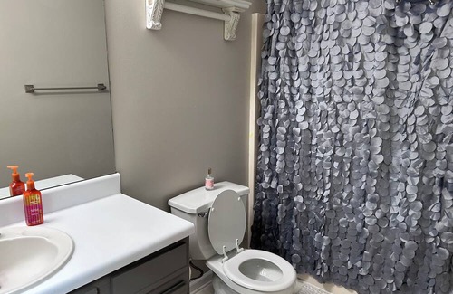 Acworth House | Charming 3-bedroom house in Acworth with AC, WiFi. Enjoy your stay