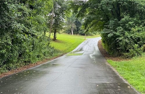 Barium Springs House | Charming 4-bedroom House with AC and WiFi in quaint Statesville