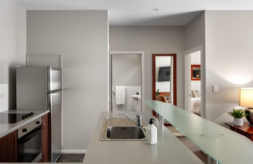 Gisborne Apartment | 1BR Apartment | 5 minutes walk (600m) to CBD!